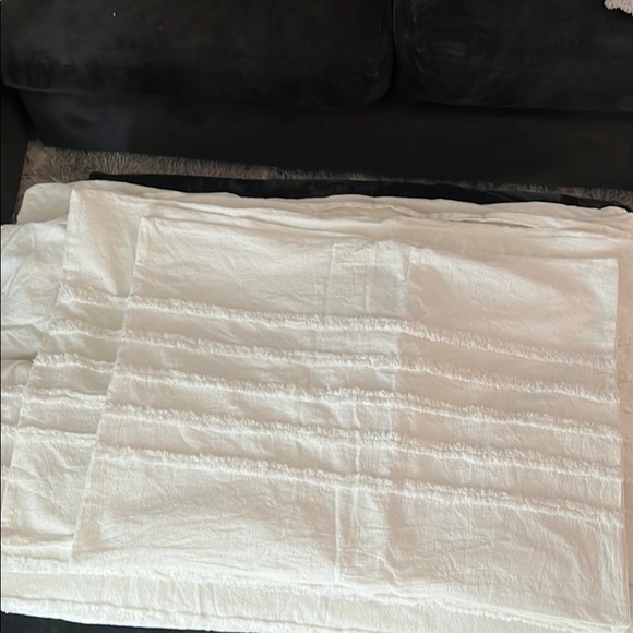 Bee & Willow 100% Cotton King Duvet & 3 Shams - Picture 1 of 3